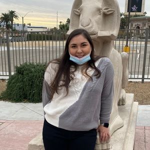 Meet your Posher, Elena